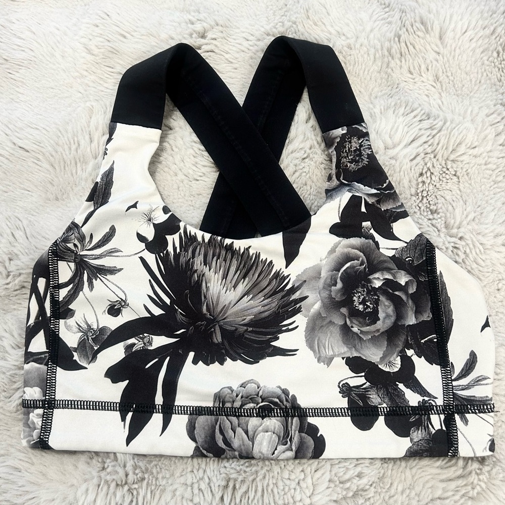 Lululemon black white floral bra allsport size 6